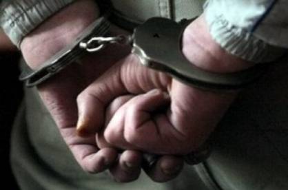 В Кирове заведующую поликлиникой задержали по делу о гибели девочки, которую мать оставила одну в квартире Задержание зав поликлиникой Киров